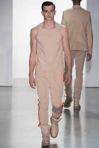 Look 21